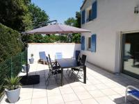 Vaux-sur-Mer: Villa 2 chambres pour 5 pers, 450m Plage, Parking, Clim - FR-1-738-47 - Bed and Breakfast Vaux-sur-Mer