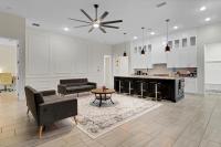 SpaceX R4 Shared Bath - Bed and Breakfast Orlando