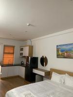 Căn hộ dịch vụ H&H - B&B