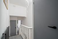 Harlesden, London - Stylish Two-Bedroom Apartment - B&B London