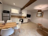 Fleurie Appartement T2 - Chambres d’hôtes Lancié