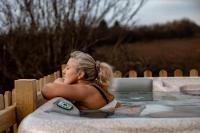 Gower Fresh Shepherds Hut - B&B