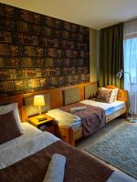 Kleine Tweepersoonskamer met 2 Aparte Bedden