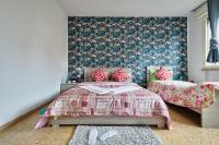 Dreibettzimmer mit Gemeinschaftsbad