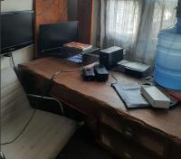 Cytau mesa de trabalho e sofá-cama com ar condicionado, café, wi-fi e água liberados, acesso fácil - B&B