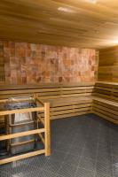 Chic Holiday Loft 10 Min to NYC with City View, Pool & Gym, Sleeps 6 - Ferienwohnung Jersey City