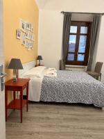 Standard Triple Room with External Private Bathroom