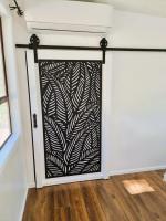 Tiny Grove - B&B Alofi