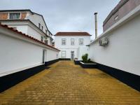Estoril Studio Retreat - Walk to the Beach - B&B Estoril