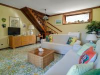 Casa Rossella Casa con giardino by ItalianHost - Ferienwohnung