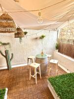 "Le Nid Douillet" 6 personnes de 60m2 au coeur de ville avec terrasse, parking gratuit - Chambres d'hôtes Saint-Raphaël