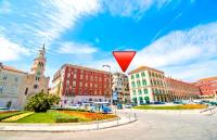 Riva Waterfront Apartments - Bed and Breakfast Split