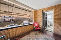Large apartment with multiple sleeping options - Bed and Breakfast