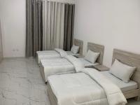 Triple Room with City View