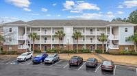 Spacious 2BR Retreat with Pool Access - Barefoot - Ferienwohnung North Myrtle Beach