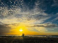 Perfect City Beach getaway - B&B Perth