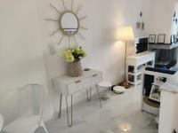 Siviri Sea & Forest-Cozy Apartment with Garden & Nature Views - B&B Síviri