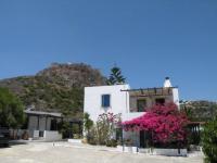 Kouvaras Apartments - Bed and Breakfast
