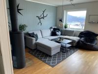 Cheerful townhouse, with outdoor area - Ferienwohnung Sogndal