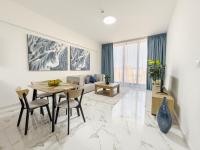 One-Bedroom Apartment with Balcony