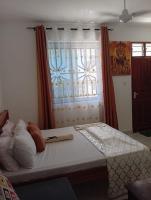 Ahadi Studio Opposite Eagles Nest - B&B