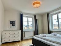 One-Bedroom Deluxe Apartment