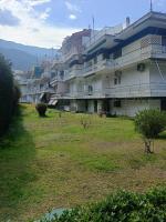 Four Reasons Apts Kamena Vourla - B&B Kaména Voúrla