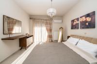 Xristina Home - B&B Afántou