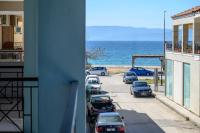 Ikies Luxury Apartments - B&B