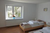 Vierbettzimmer mit Gemeinschaftsbad
