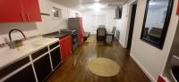 Five-Bedroom Deluxe Apartment