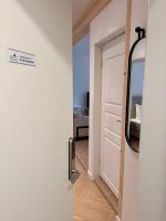 Newly Renovated 2BR with Large Balcony - B&B