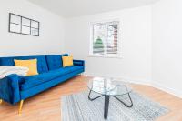 Modern Two Bedroom Flat with Free Parking - B&B