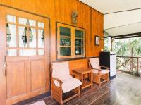 Camera Familiare con Vista Giardino