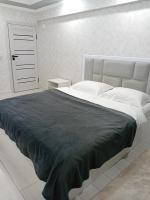 Люкс квартира на ЖД вокзале - B&B