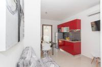 Alison Apartments - B&B Premantura