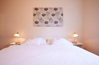Three-Bedroom Apartment - Annex