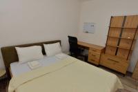 Appartamento con 2 Camere da Letto, Balcone e Vista mare
