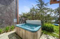 Lakeside Retreat Hot TubSUPNear Beach - B&B Rockaway Beach