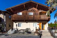 Snowcreek Suite - Cedar - ADA- Hot Tub - Kitchenette - B&B