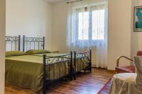 Twin Room with External Private Bathroom