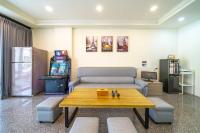 富博居包棟ktv民宿4-14人依人數開放房型 - B&B Tainan