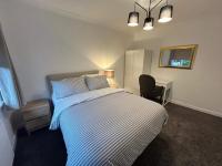Cosy 3-Bed Retreat - Garden Parking & Bbq - B&B Birmingham