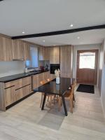 Campagne - appartement rénové avec 2 chambres - B&B Estavayer-le-Lac