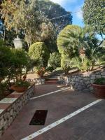 Casa Silvana 2 Casa con giardino by ItaliaHost - B&B Capri città