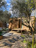 La Tiny House des Oliviers et son jacuzzi - Chambres d’hôtes