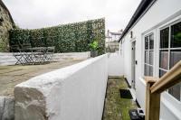 KAOLIN Splendid Cornwall Home By StayStaycations - Bed and Breakfast