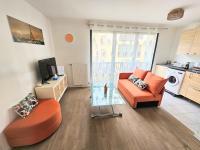 Agréable 2 pièces proche du métro - Ferienwohnung