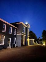 Atlantis Holiday Apartments - B&B