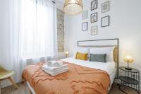 Old town Antibes Superb new flat, for 3, AC, Wi-Fi - B&B